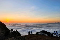 Săn mây trên đỉnh Đồng Cao