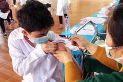 Chủ động giám sát, theo dõi chặt chẽ tình hình dịch bệnh COVID-19