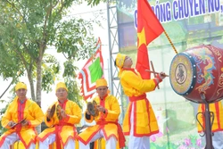 Thanh âm trống tế ngày Xuân