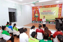 'Giữ lửa' văn hóa dân tộc Mảng ở biên giới Lai Châu