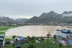 Mưa lũ làm một người mất tích và gây nhiều thiệt hại tại huyện Mường Khương