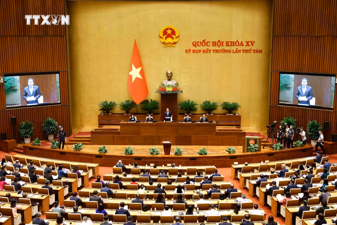 vna_potal_khai_mac_ky_hop_bat_thuong_lan_thu_8_quoc_hoi_khoa_xv_7556505.jpg