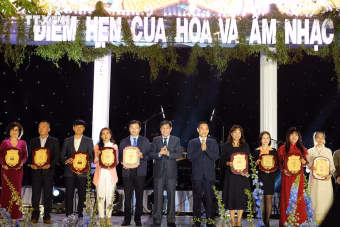 vna_potal_khai_mac_tuan_le_vang_du_lich_lam_dong_2024_7406389.jpg