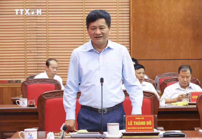 vna_potal_bo_truong_bo_thong_tin_va_truyen_thong_lam_viec_voi_tinh_dien_bien_7654076.jpg