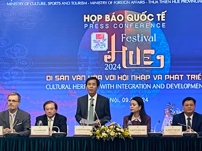 z5425190392666_16558e47c095ce75af154caed23871c0.jpg
