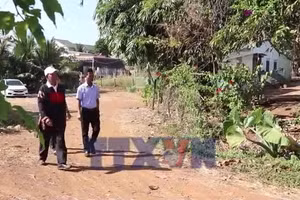 Người già làng tận tụy vì buôn làng