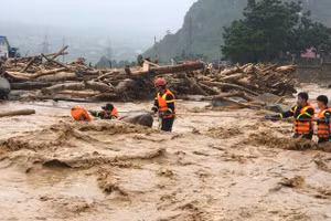 Cận cảnh lũ quét tại xã Mường Than, tỉnh Lai Châu