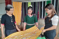 Giữ gìn, lan tỏa nét đẹp nghề dệt thổ cẩm qua nền tảng số Đồng Nai 
