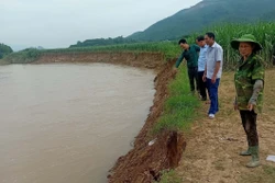 Thanh Hóa: Sạt lở bờ sông nghiêm trọng tại các xã miền núi
