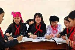 Niềm tự hào của thiếu nhi vùng cao Hà Giang
