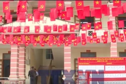 Khổng Lào chuẩn bị sẵn sàng cho ngày hội của non sông