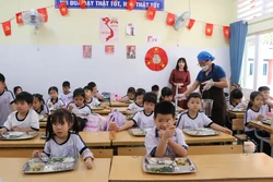 Đắk Lắk: Nhiều trường học gặp khó khi áp dụng định mức dịch vụ bán trú lạc hậu