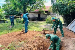 Lan tỏa mô hình 'Mỗi tuần giúp một hộ nghèo' nơi biên giới