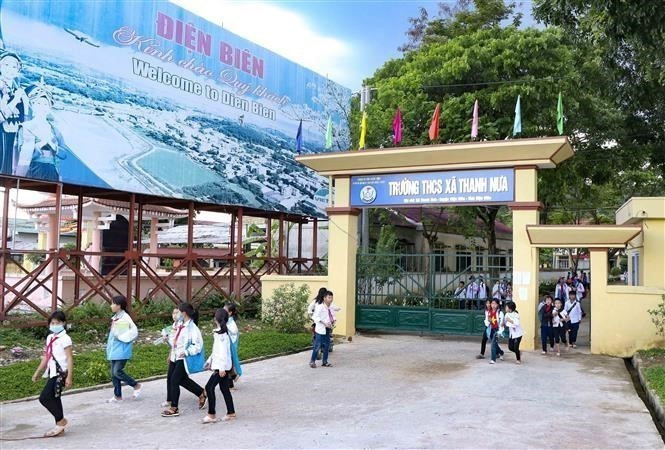 Trường học các cấp ở xã Thanh Nưa, địa danh lịch sử trong Chiến dịch Điện Biên Phủ được xây dựng khang trang. Ảnh: Xuân Tư/TTXVN dienbien-7.jpg
