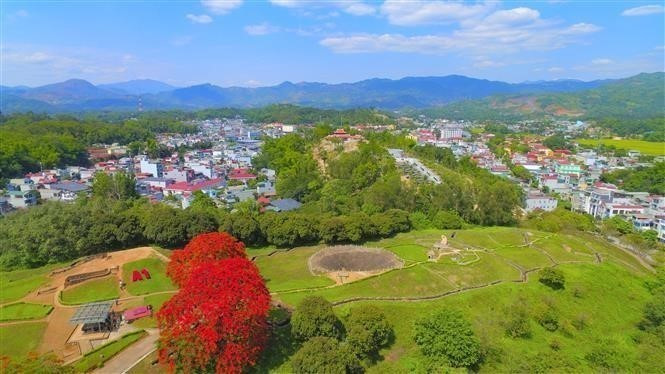 Di tích Đồi A1, nơi diễn ra trận chiến khốc liệt nhất của Chiến dịch Điện Biên Phủ cách đây 71 năm. Ảnh: Xuân Tư /TTXVN dienbien-20.jpg
