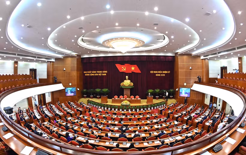 Toàn cảnh Hội nghị Ban Chấp hành Trung ương Đảng giữa nhiệm kỳ khóa XIII. Ảnh: Phương Hoa - TTXVN