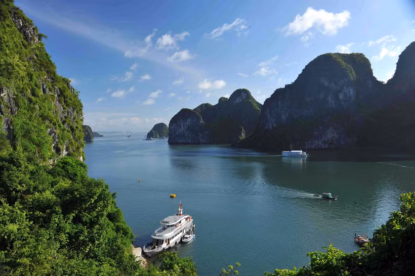 Đưa giá trị của Di sản Thiên nhiên Thế giới đến với bạn bè năm châu