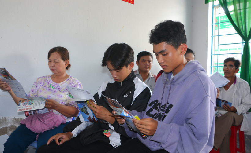 Xuất khẩu lao động góp phần giảm nghèo vùng dân tộc thiểu số ở Sóc Trăng 