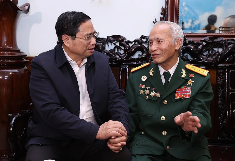 Thủ tướng Phạm Minh Chính thăm, chúc Tết các gia đình chính sách tỉnh Phú Yên