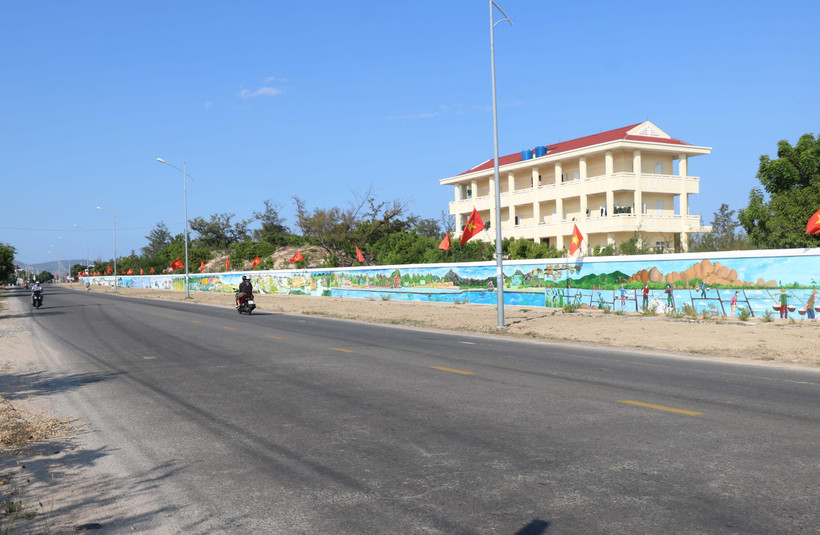 Công bố bức tường tranh Bích họa dài nhất Việt Nam ở Ninh Thuận