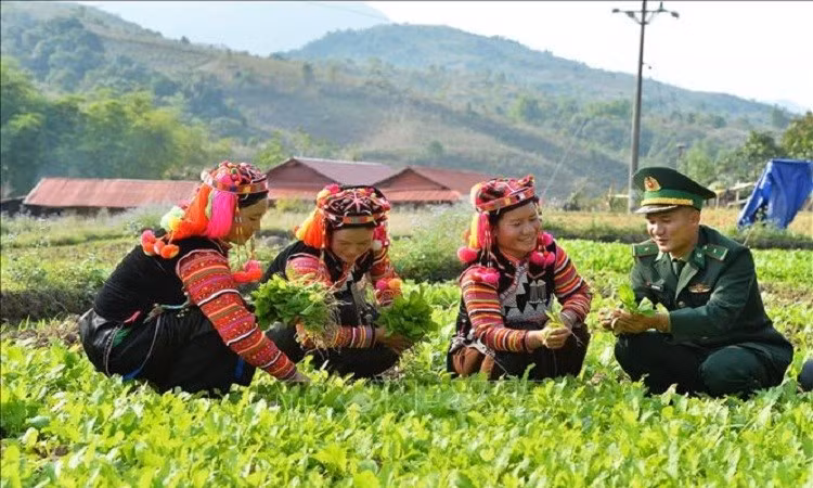 Khai thác chỉ dẫn địa lý, mở rộng thị trường đặc sản vùng dân tộc thiểu số