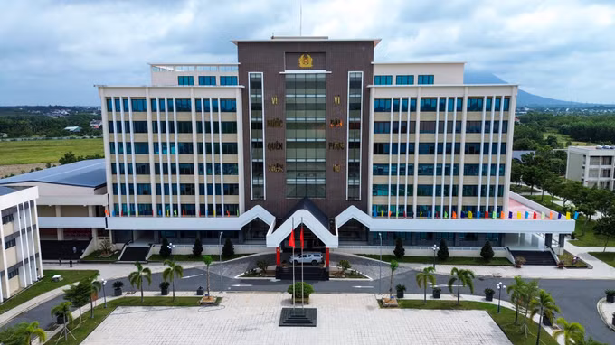 Từ mái trường đặc biệt, những học sinh có hoàn cảnh khó khăn có thêm điểm tựa để nuôi dưỡng ước mơ và hướng tới tương lai.