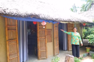 'Đánh thức' nếp nhà xưa và các giá trị văn hóa bản địa