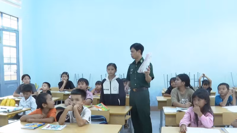 Mô hình hiệu quả hỗ trợ học trò nghèo vùng biên giới
