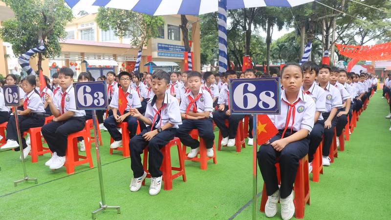 Chú trọng phát triển giáo dục theo chiều sâu