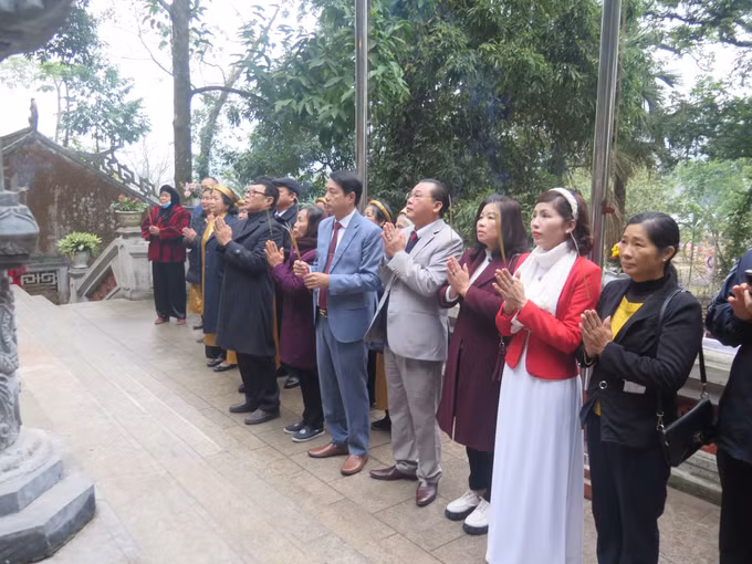 Thái Nguyên: Rộn ràng hội Xuân đền Đuổm ảnh 2