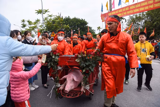 Lễ hội truyền thống làng Ném Thượng, Bắc Ninh: Duy trì nghi thức truyền thống, bảo đảm nếp sống văn minh ảnh 2
