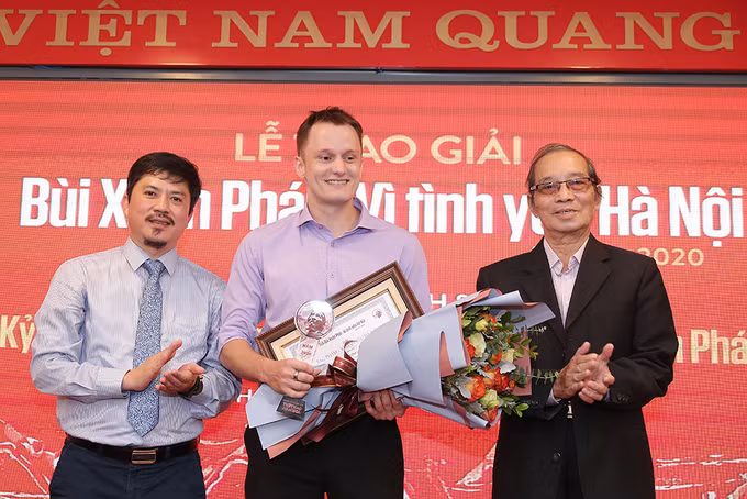 Công bố 11 đề cử của Giải thưởng “Bùi Xuân Phái - Vì tình yêu Hà Nội” năm 2021 ảnh 1