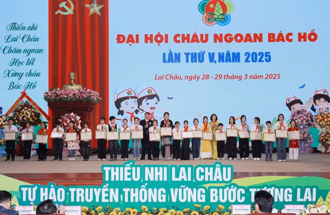 potal-lai-chau-dai-hoi-chau-ngoan-bac-ho-lan-thu-v-nam-2025-7941761.jpg