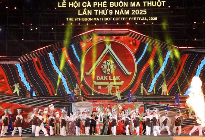 potal-be-mac-le-hoi-ca-phe-buon-ma-thuot-lan-thu-9-nam-2025-7911943.jpg