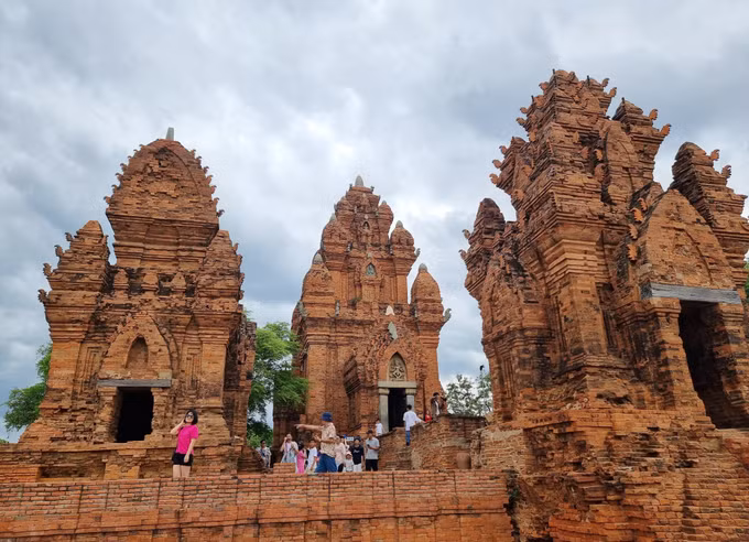 potal-ninh-thuan-khai-thac-gia-tri-van-hoa-de-thuc-day-phat-trien-du-lich-7548384.jpg