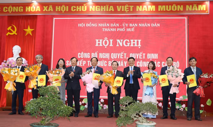 potal-ky-hop-chuyen-de-lan-thu-22-hdnd-thanh-pho-hue-khoa-viii-7874861.jpg