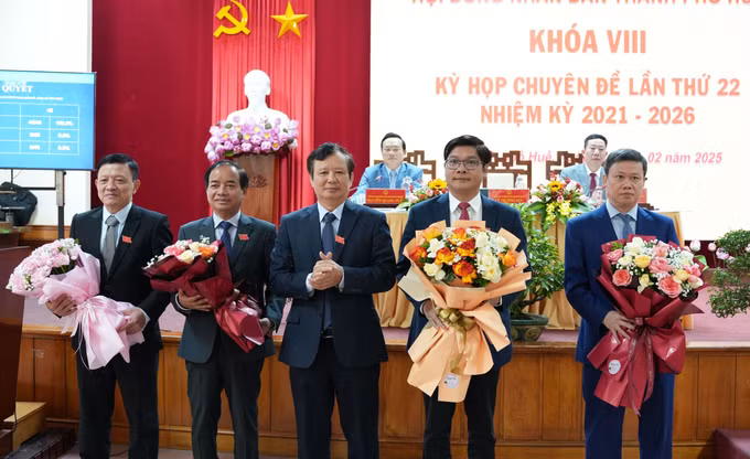 potal-ky-hop-chuyen-de-lan-thu-22-hdnd-thanh-pho-hue-khoa-viii-7874860.jpg