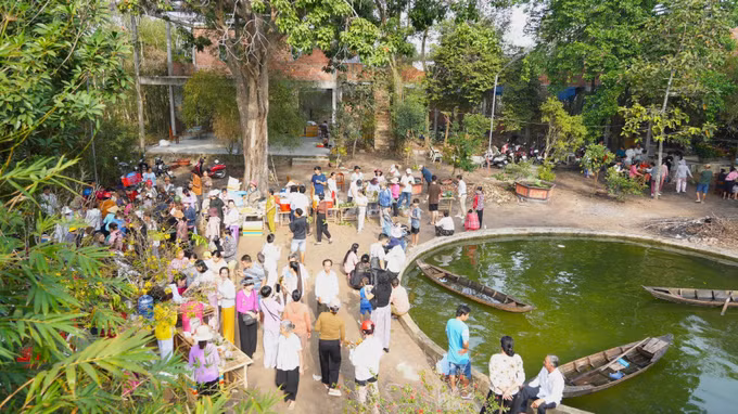 potal-doc-dao-phien-cho-la-o-tay-ninh-7852355.jpg