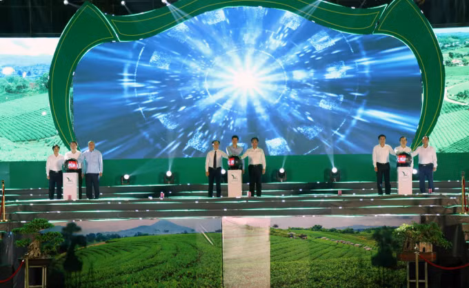 potal-khai-mac-mua-du-lich-thai-nguyen-nam-2025-7997909.jpg