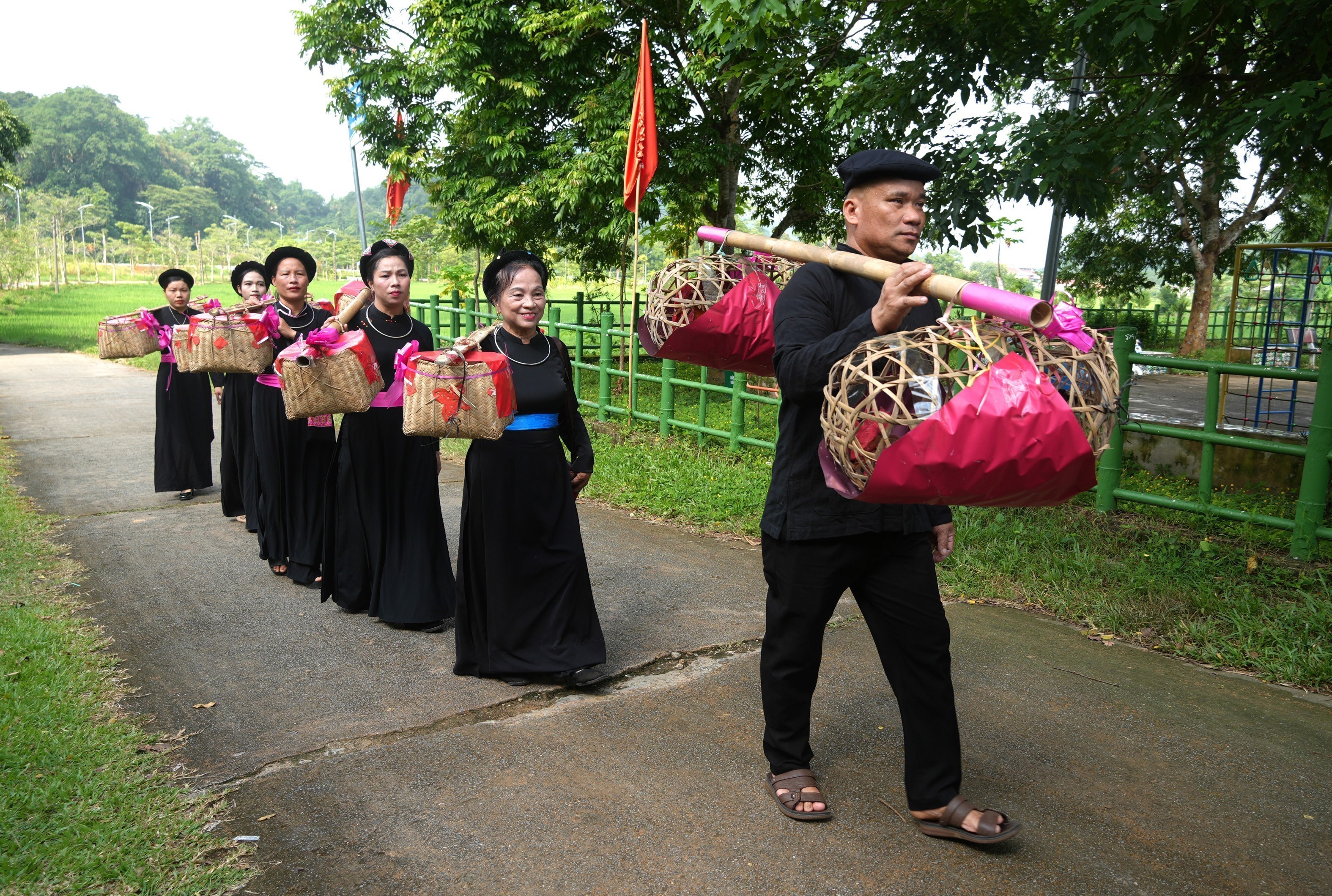 Gìn giữ cội nguồn qua nghi lễ đám cưới người Tày ở Tân Trào