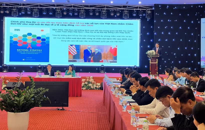 Tăng cường lãnh đạo công tác phòng, chống HIV/AIDS