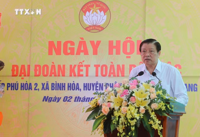 vna_potal_truong_ban_noi_chinh_trung_uong_du_ngay_hoi_dai_doan_ket_toan_dan_toc_tai_an_giang_7684145.jpg