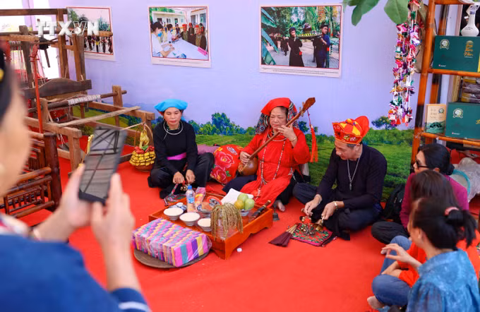 vna_potal_ngay_hoi_van_hoa_the_thao_va_du_lich_cac_dan_toc_vung_dong_bac_lan_thu_xi__7683783.jpg