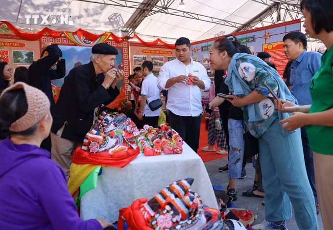 vna_potal_ngay_hoi_van_hoa_the_thao_va_du_lich_cac_dan_toc_vung_dong_bac_lan_thu_xi__7683777.jpg