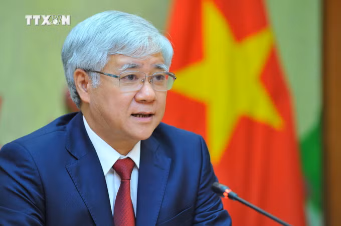 vna_potal_dong_chi_do_van_chien_duoc_bau_vao_bo_chinh_tri_khoa_xiii__7379686.jpg