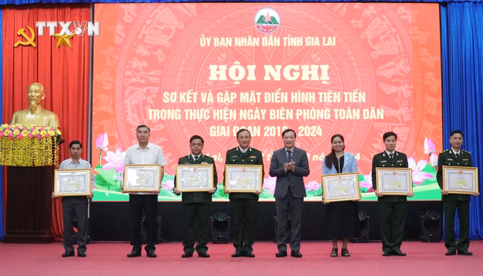 vna_potal_gia_lai_so_ket_5_nam_thuc_hien_“ngay_bien_phong_toan_dan”_7244530.jpg