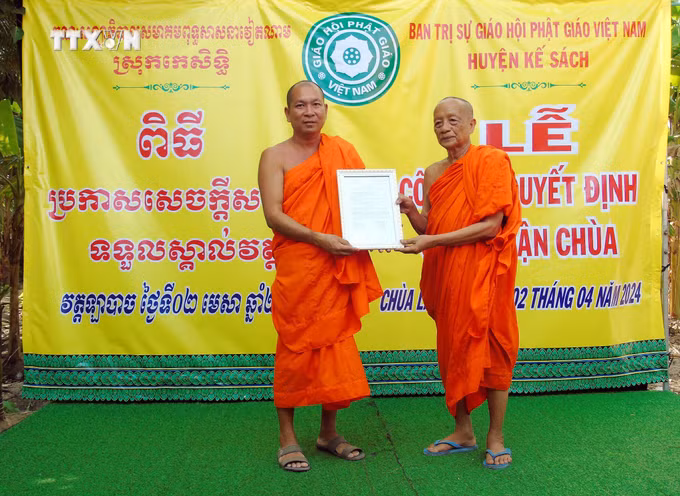 vna_potal_soc_trang_co_them_ngoi_chua_thu_93_cua_dong_bao_khmer_truoc_them_tet_chol_chnam_thmay_160600850_7302496.jpg