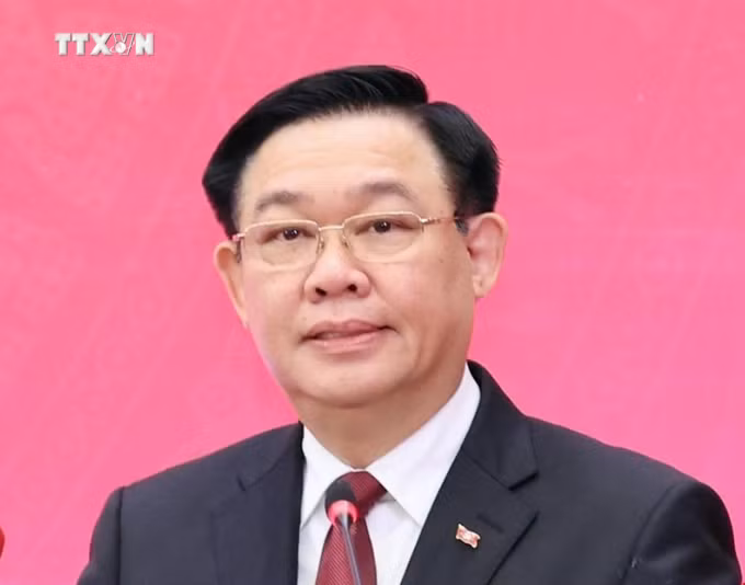 vna_potal_bo_chinh_tri_ban_bi_thu_xem_xet_thi_hanh_ky_luat_to_chuc_dang_dang_vien_2111_7716100.jpg