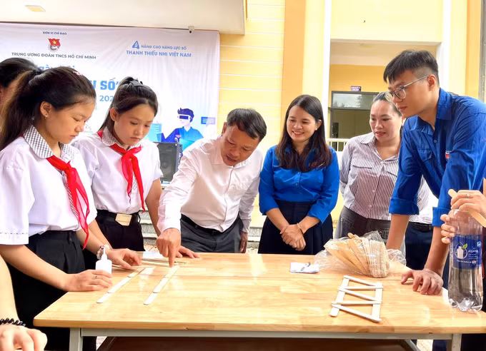 Không gian trải nghiệm STEAM/STEM, khoa học - công nghệ và Robotics là một trong những điểm nhấn thú vị tại Ngày hội.