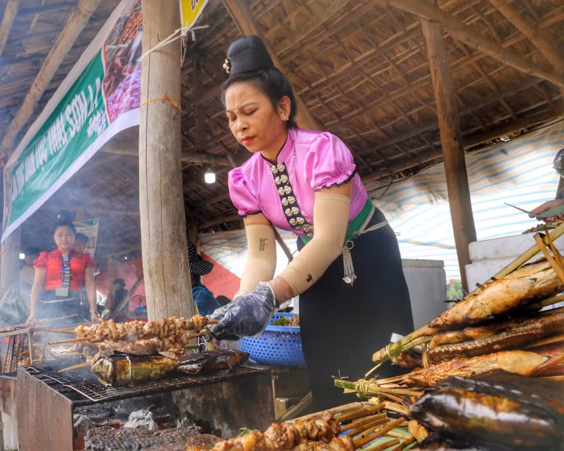 Tái hiện chợ phiên vùng cao Tuyên Quang tại Làng Văn hoá - Du lịch các dân tộc Việt Nam